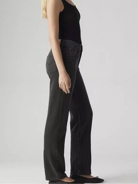 LEVI’S | Low Pro Straight Jeans - size 24